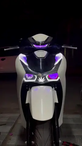 #CapCut #xh #sh #shđộbicầu #xhhhhhhhhhhhhhhhhhhhhhhh chạy chưa quá 50km/h🥵