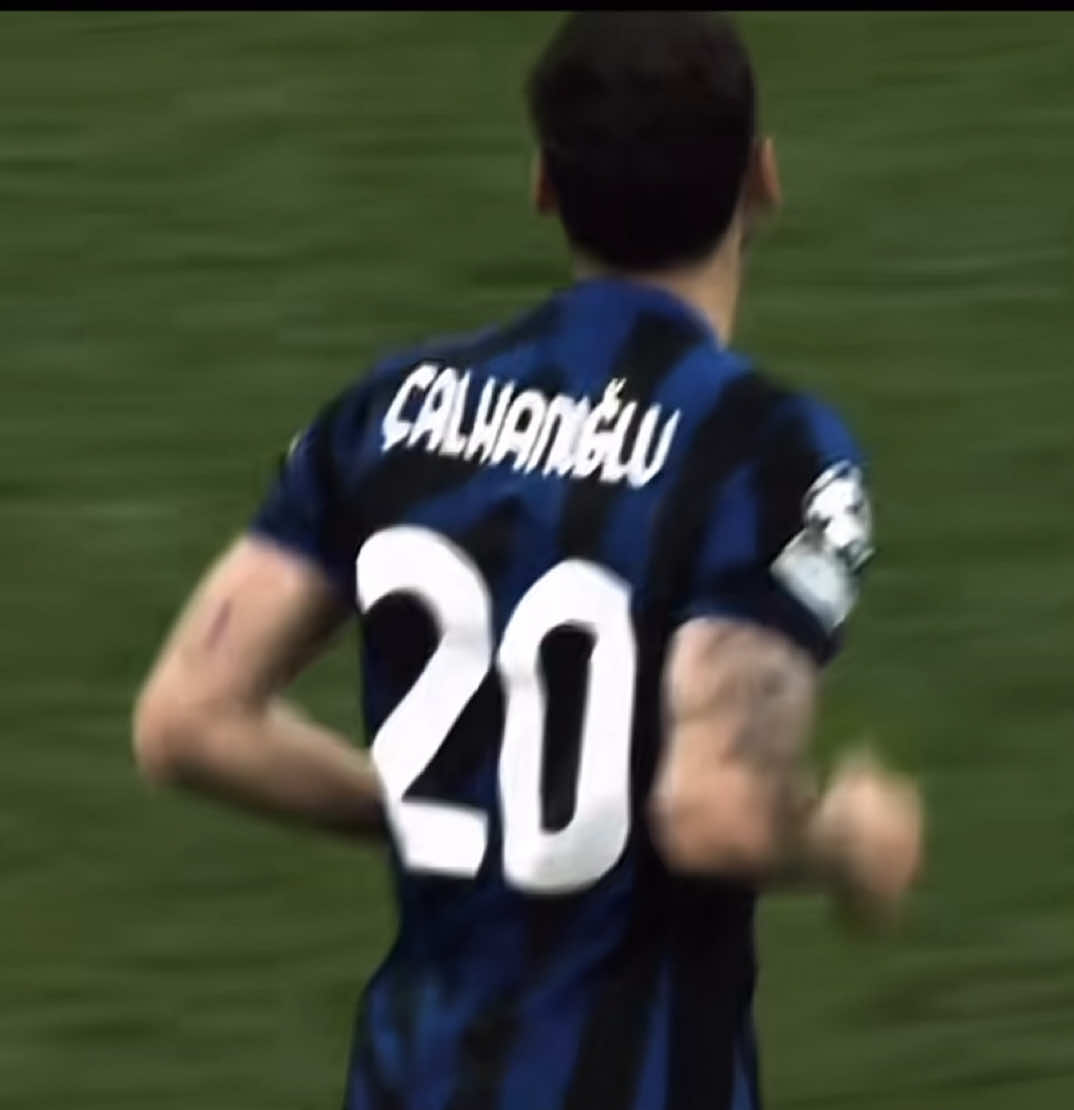 Hakan Çalhanoğluuu 🇹🇷 #inter #championsleague #barcelona #fy #hakançalhanoğlu 