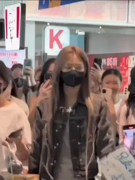 eeee thấy vd này hoàn hảo hơn :))#yuanyiqi #viênnhấtkỳ #nguyênkhíđạn #gummi #fandom #viral 