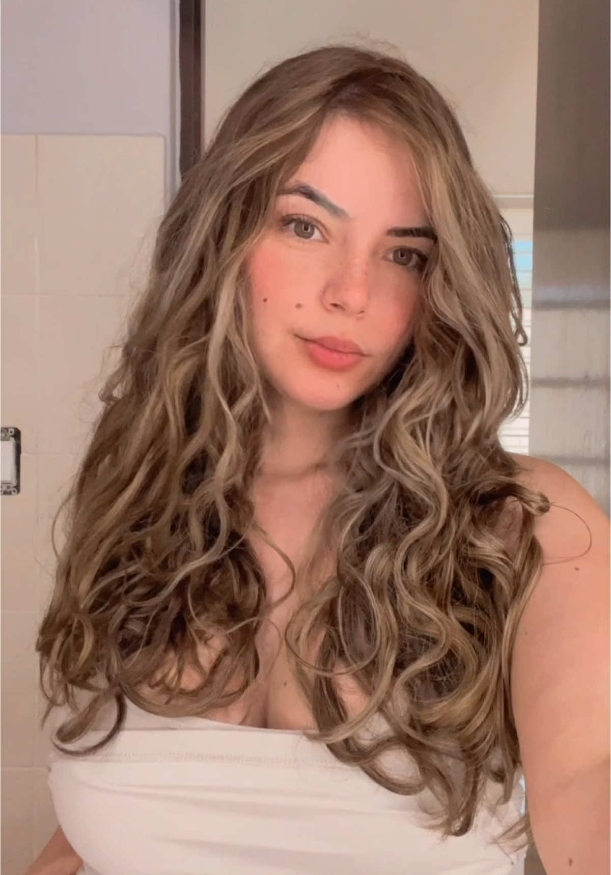 Me encanta mi pelo ondulado 😍 #curlygirl #wavyhair 