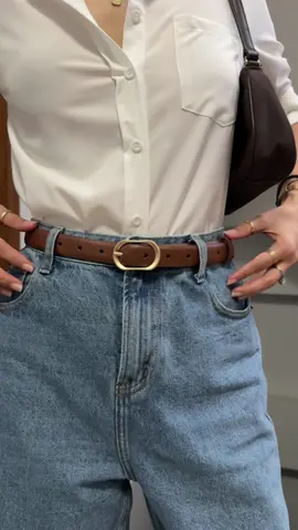 Tita outfit?? #titaoutfit #cleangirloutfit #oldmoneyoutfit #whitepolo #whitetopoutfit #womensfashion #womenswear 