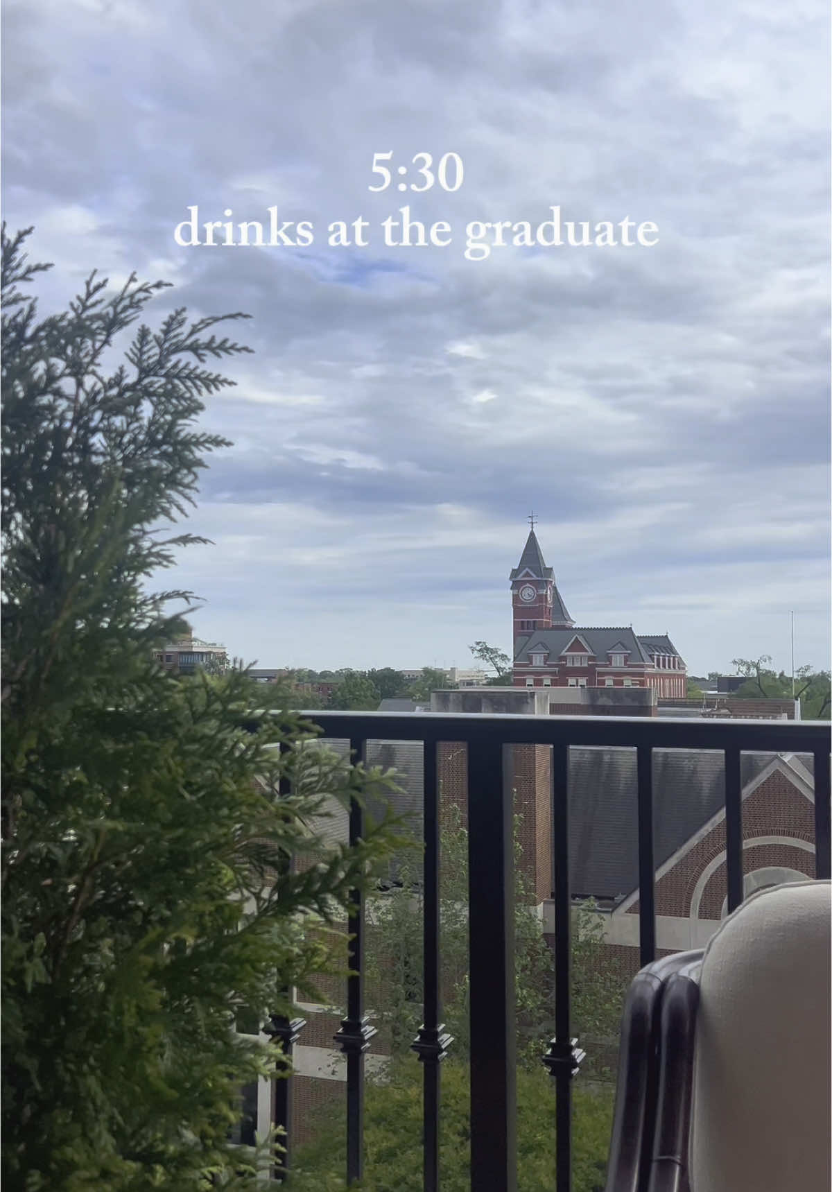 another long study day😴  #diml #finalsweek #wardamnfinalscram #auburnuniversity #auburn 