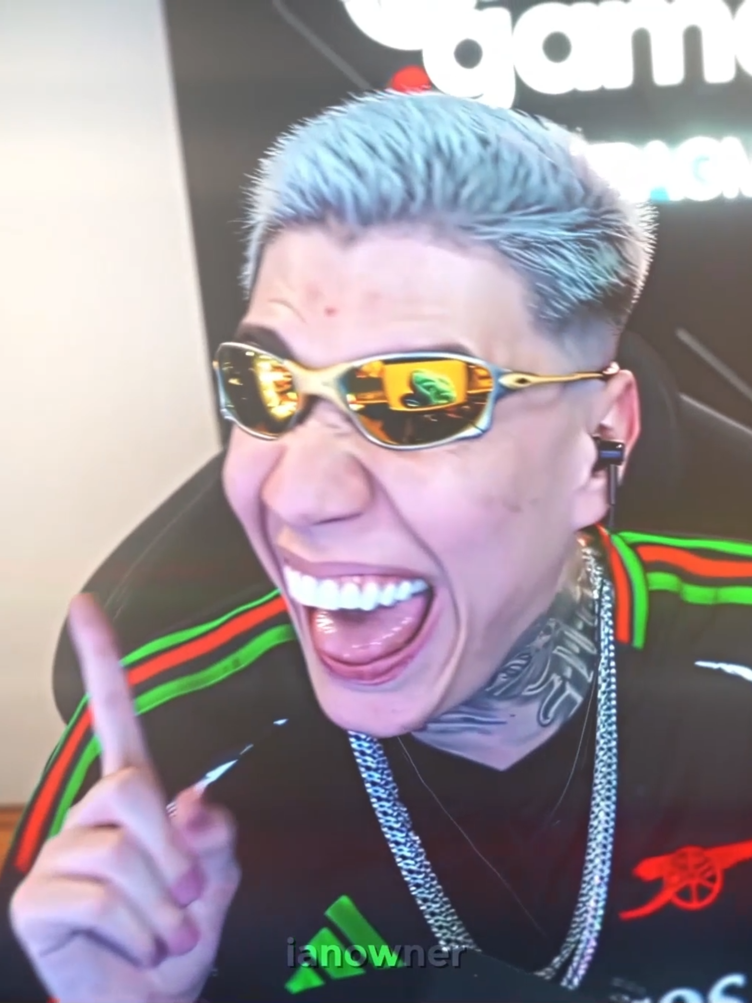 dona vai ficar bravo? #yuri22 #dona #edit #4k