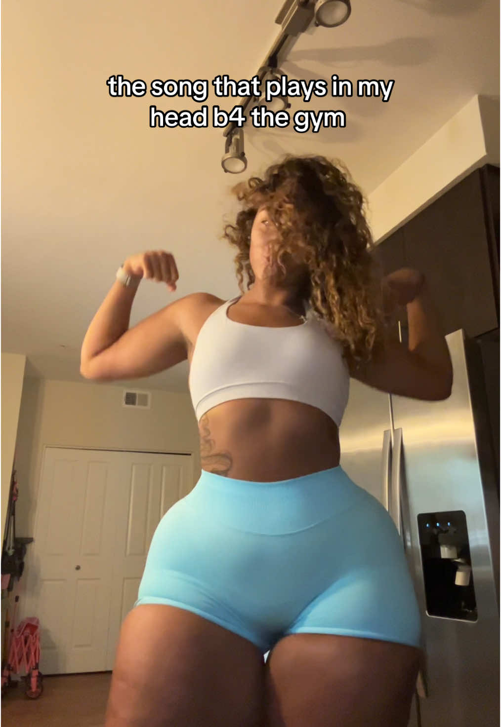 brb gotta tone 😅 #fakebody #tallgirl #thisisreal 