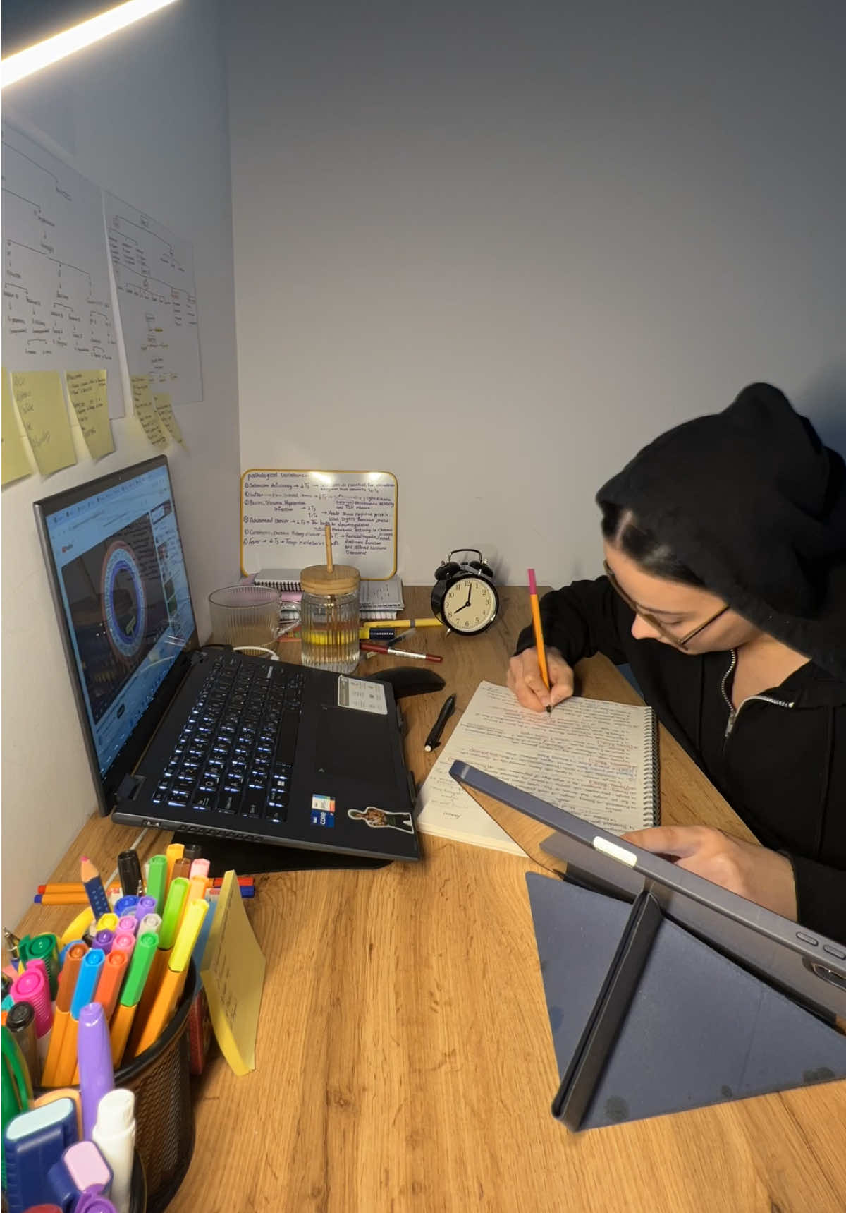 يلا وانتوا كمان روحوا ادرسوا 🤭 #rahaf_sufian #medicalschool #qatar #jordan #europe #studytok #studying #studywithme 