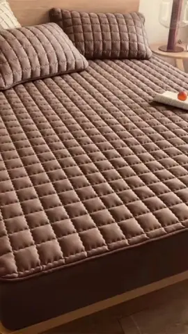 🛏️💧 Proteção Total para Seu Colchão – 100% Impermeável e Confortável! 💧🛏️ Quer manter seu colchão sempre limpo, seco e protegido por muito mais tempo? Conheça o Protetor de Colchão 100% Impermeável com Elástico em Toda Volta, a escolha perfeita para quem busca conforto e praticidade! 🔥 Benefícios que você vai amar: ✔️ Impermeável – Protege contra líquidos, suor, manchas e acidentes, aumentando a durabilidade do seu colchão. ✔️ Fixação Perfeita – Elástico em toda a volta para um ajuste seguro e firme, sem sair do lugar. ✔️ Conforto Máximo – Matelado ultrassônico que proporciona um toque macio e aconchegante. ✔️ Versatilidade – Disponível em várias cores e estampas para combinar com o seu estilo (atenção: estampas não fixas). 🛒 Aproveite a oferta especial e garanta já o seu! Não acompanha fronhas. Envie uma mensagem para saber mais!#shop #shopee #tik #tok #dormir #saude #agua