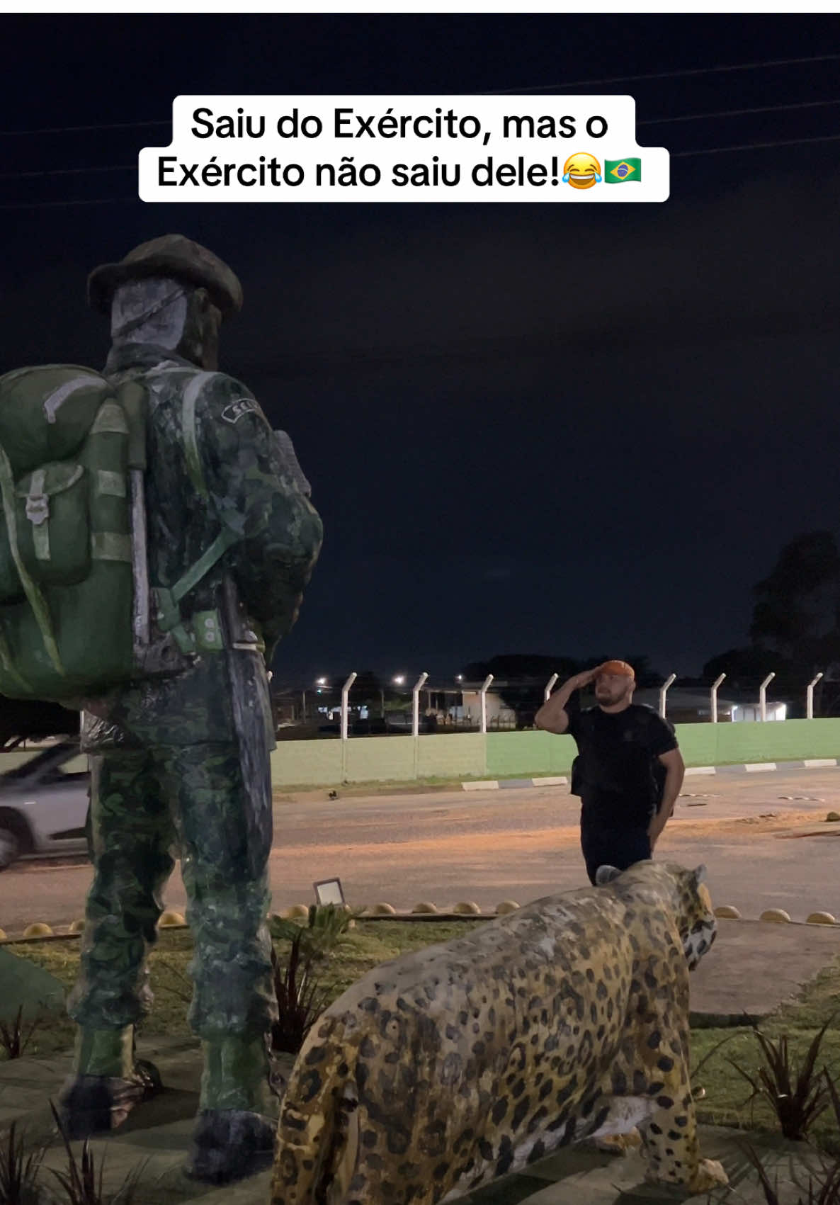 Nada mudou !  É o exército! #exercitobrasileiro🇧🇷 #alistamentomilitar #alistamentofeminino #corrida #policianacional #cancoesdetfm #forçatatica #policiamunicipal #artigomilitar #policia #militarlouco 