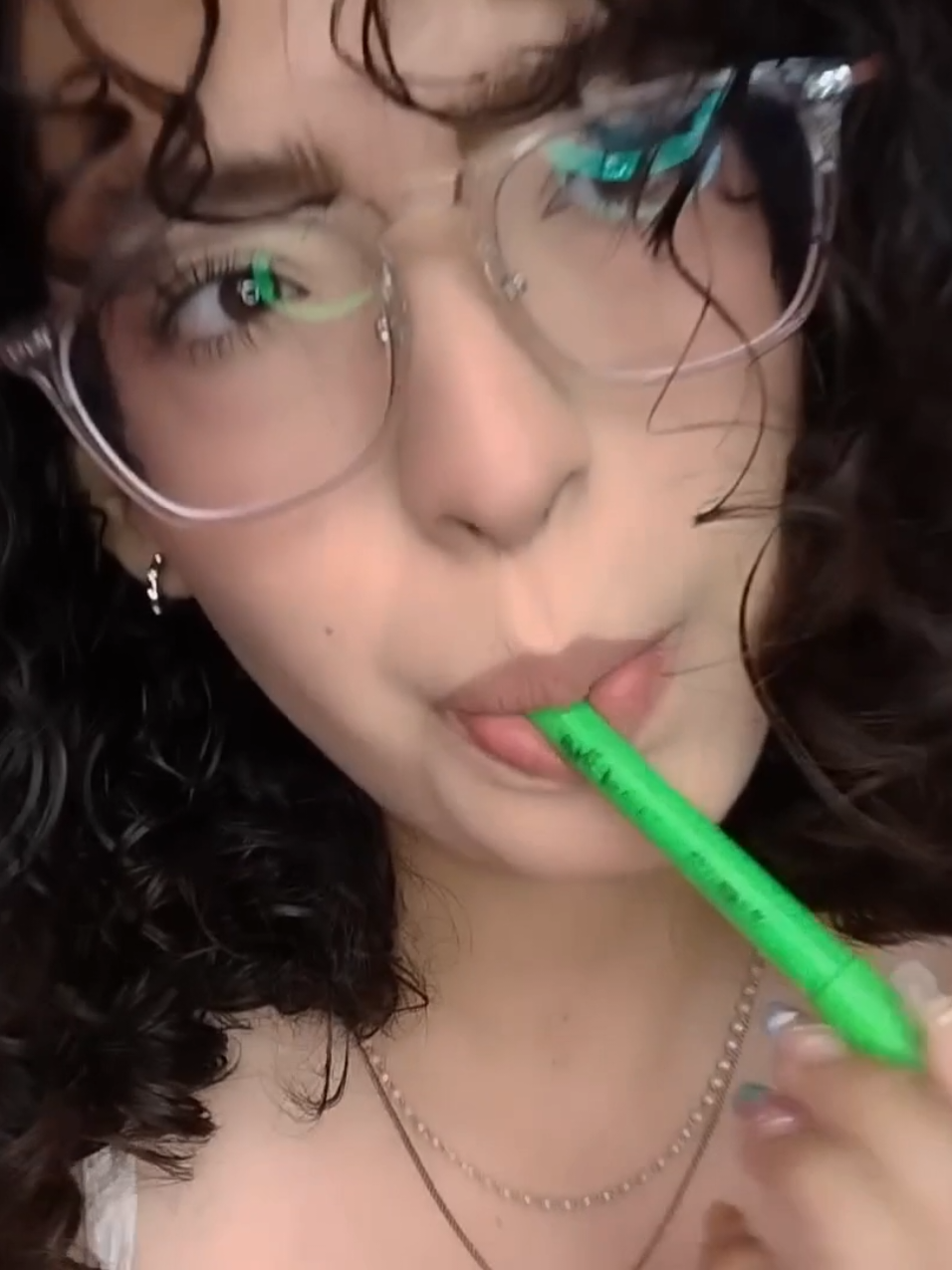 ASMR MOUTH SOUNDS 👅  #asmr #asmrmouthsounds 
