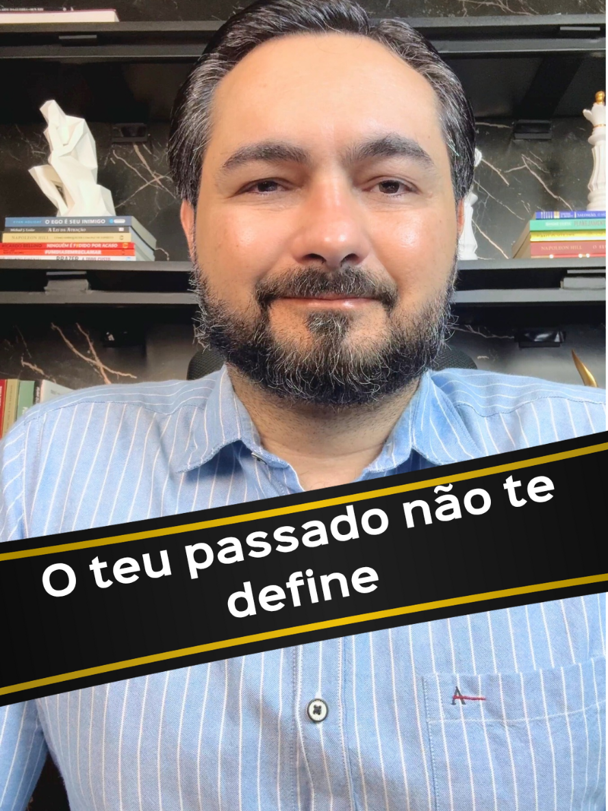 O passado não define quem você é. O que define é o que você escolhe ser AGORA! 🔑 Me segue e aprenda a reescrever sua história com liberdade. Em breve, uma mentoria gratuita para te ajudar a dar o primeiro passo! #autovalorização #autocuidado #autoestima #amorpróprio #desenvolvimentopessoal #amorproprio #autenticidade 