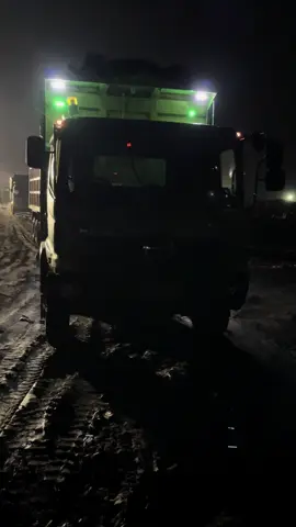 Sift malam 🤙🏻😋#fyp #drivermuda #hino500 #haulingbatubara #haulingbaturonaadimulya 