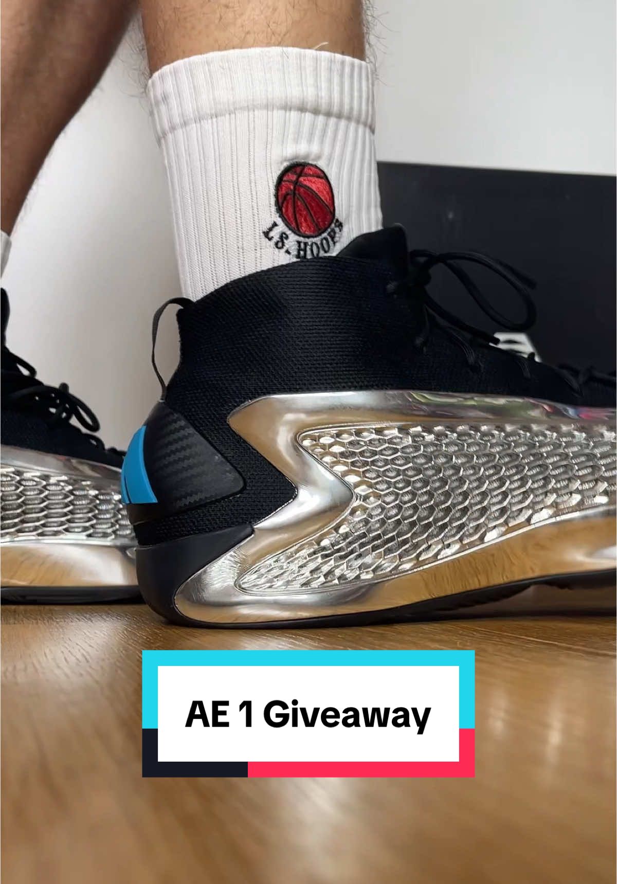 GIVEAWAY CLOSED ❌ Congrats to the winner @Laylay.2x  In order to be eligible to win a pair of AE 1s in this crazy colorway all you have to do is:  ❤️ | Like this post ➕ | Follow me & @kickz93  ➕ | Subscribe to my YouTube channel  💬 | Comment your shoe size & tag 3 friends  Bonus entry if you share the link to my latest YouTube video to your story with this post 🙌  The winner will be announced on Saturday the 10th of May at 6 pm CET. You will only be contacted by my account!  Good luck everyone ☘️  #basketballshoes #adidasae1 #giveaway #anthonyedwards1  #shoegiveaway 