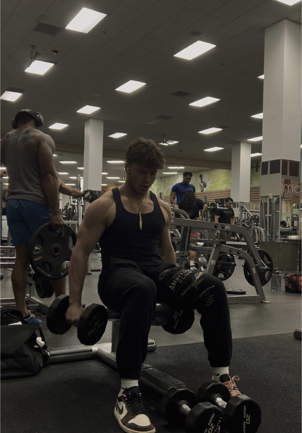 Today’s shoulder lift. #jnfitness18 #fyp #destroyed #motivation #GymTok #bodybuilder #foryoupage #xybzca #popular #therapy #consistency #dontgiveup 