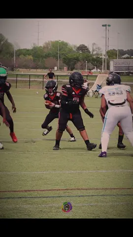 Zaire “Muscle Man” Taylor at the DMV Gridiron Classic 6TD’s 200+yds🦍 #dmv #football #fyp #muscle 
