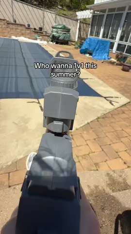By far the coolest water gun I’ve ever seen #watergun #watergunfight #summervibes 