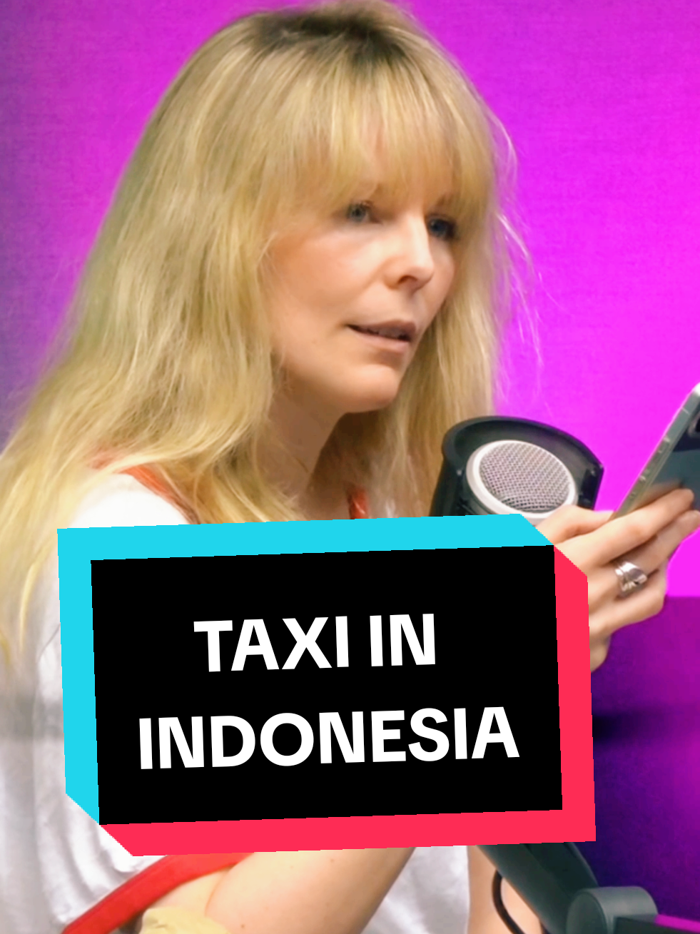 taxi driver horror in Indonesia 😱👀 #ghosthuns #podcastclips #creepytok #paranormal #scarystories #indonesia 