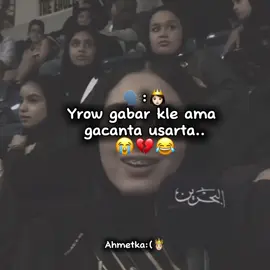uma sarayo gabara adi aheyn😂😭#fyp #viewsproblem #creatorsearchinsights #somalitiktok #followme #viral_video 