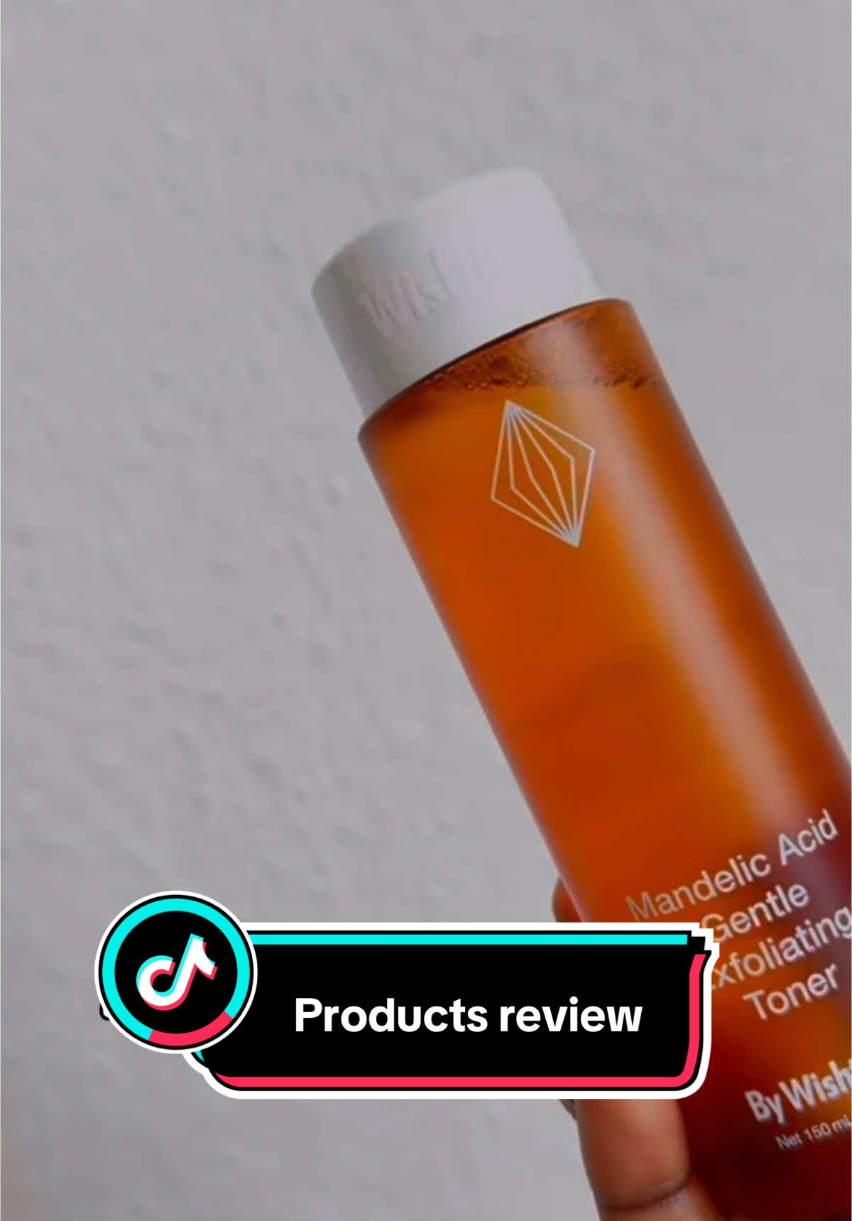 My ultimate reset button  This mandelic acid toner by @bywishtrend.us  #bywishtrend #WinterGlowMission #KoreanSkincare #kbeauty #glassskin #glowyskin