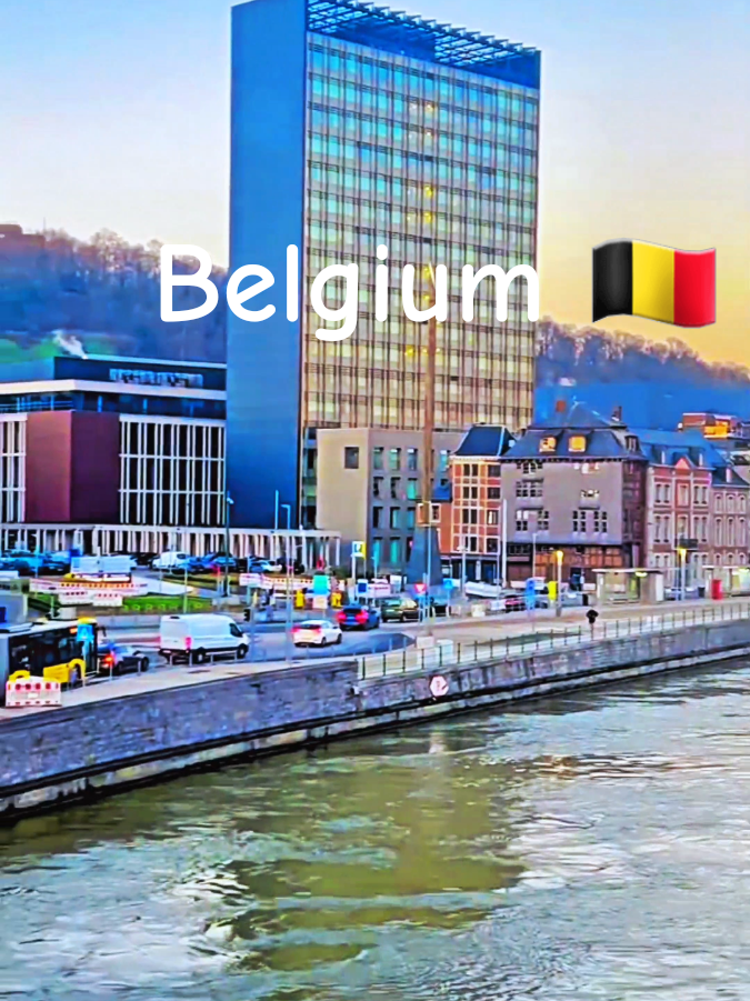 welcome to Belgium 🇧🇪 The Heart of Europe ❤ #belgium  #travelbelgium  #explorebelgium  #belgiummalinois  #belgium🇧🇪  #visitbelgium  #discoverbelgium  #travelbelgium  #traveltiktok  #Foryou #500kviews  #europetravel  #brussels  #brusselsbelgium  #brugesbelgium  #flanders  #belgiumtiktok  #growmyaccount  #foryoupage 