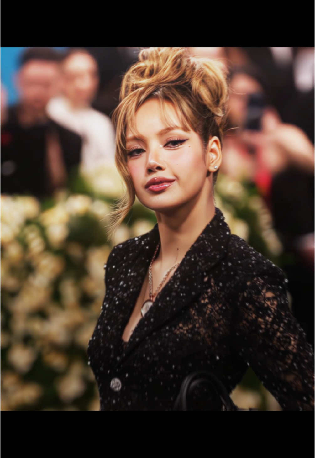 she understood the assignment #lisa #lalisa #lisaedit #lalisamanoban #lisablackpink #blackpink #blackpinkedit #kpop #kpopedit #kpopfyp #metgala #metgala2025 