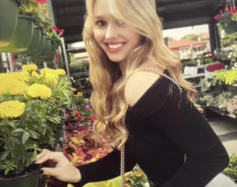 such a cute song🌼 #flowers #trending #bluebird #spring #viralsong 