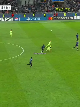 Les commentateurs francais acerbi intermilan milan barcelona