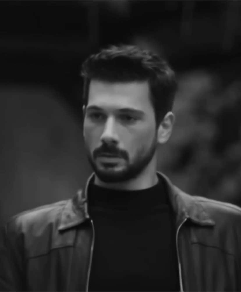 اعظم ممثل بالاكشن🙏🏻 #denizcanaktaş #halilibrahim #hudutsuzsevdadizi #fyp #explor 