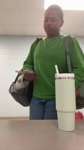 Going to Singapore 🇸🇬 for 3 weeks!  Follow me along my journey #wardrobewinter #fypage #viral #jrcheeseburger #santanajrcheeseburger 