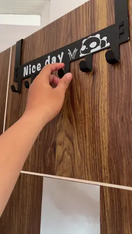 pakai ini auto gak ribet cek kranjang di bawah #gantunganbaju #gantungantanpapaku 