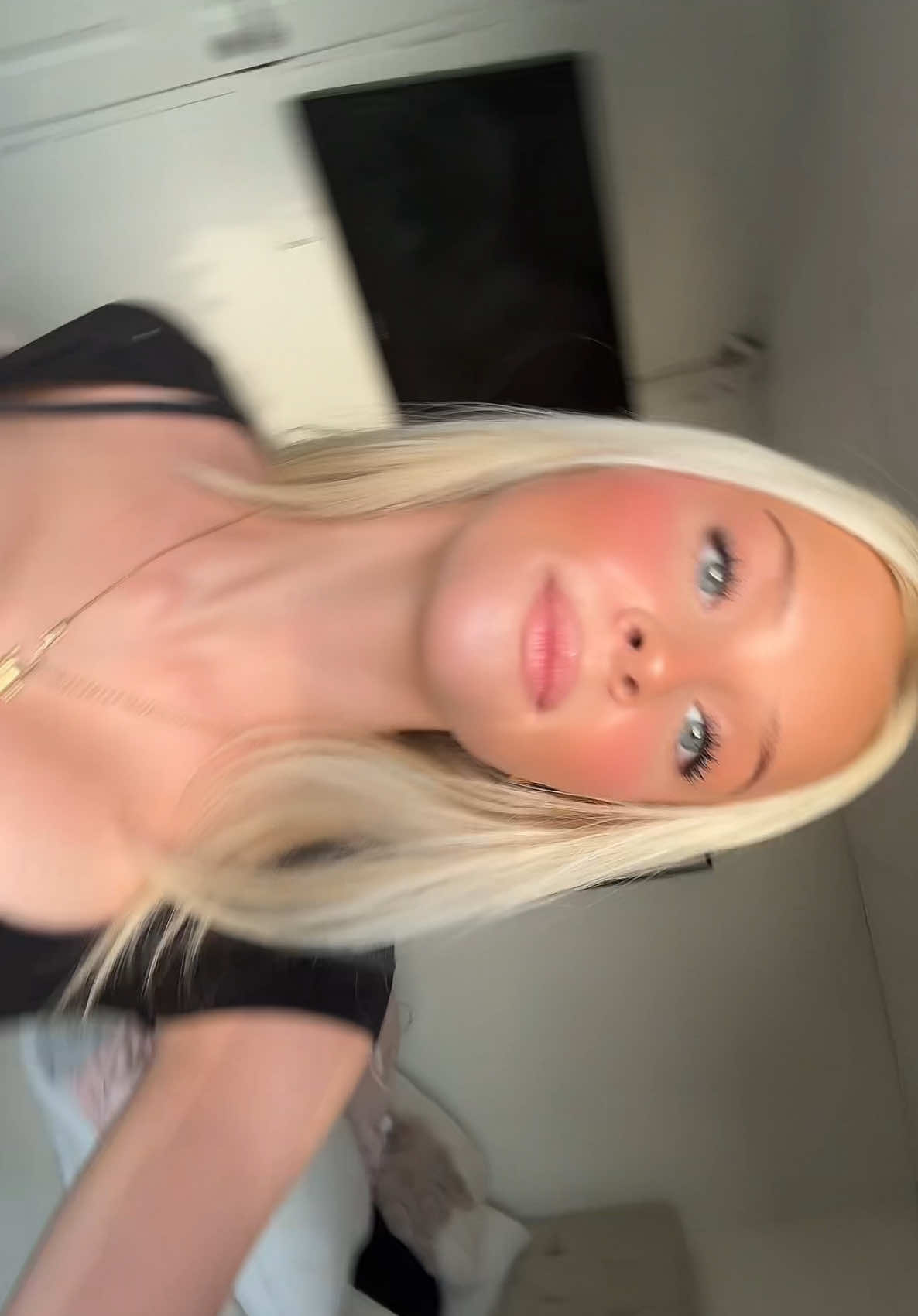 #fördigpage #blondina #vaihela #bre #sommar 