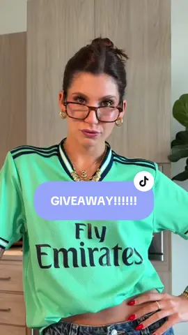 chose to turn this random vid into a GIVEAWAY!!!! AND IT’S A FUN GAME!!! there are FOUR movie references in this video. LIST ALL 4 MOVIES TO BE IN THE RUNNING ❤️‍🔥❤️‍🔥❤️‍🔥 good luck -spoken in the voice from taken