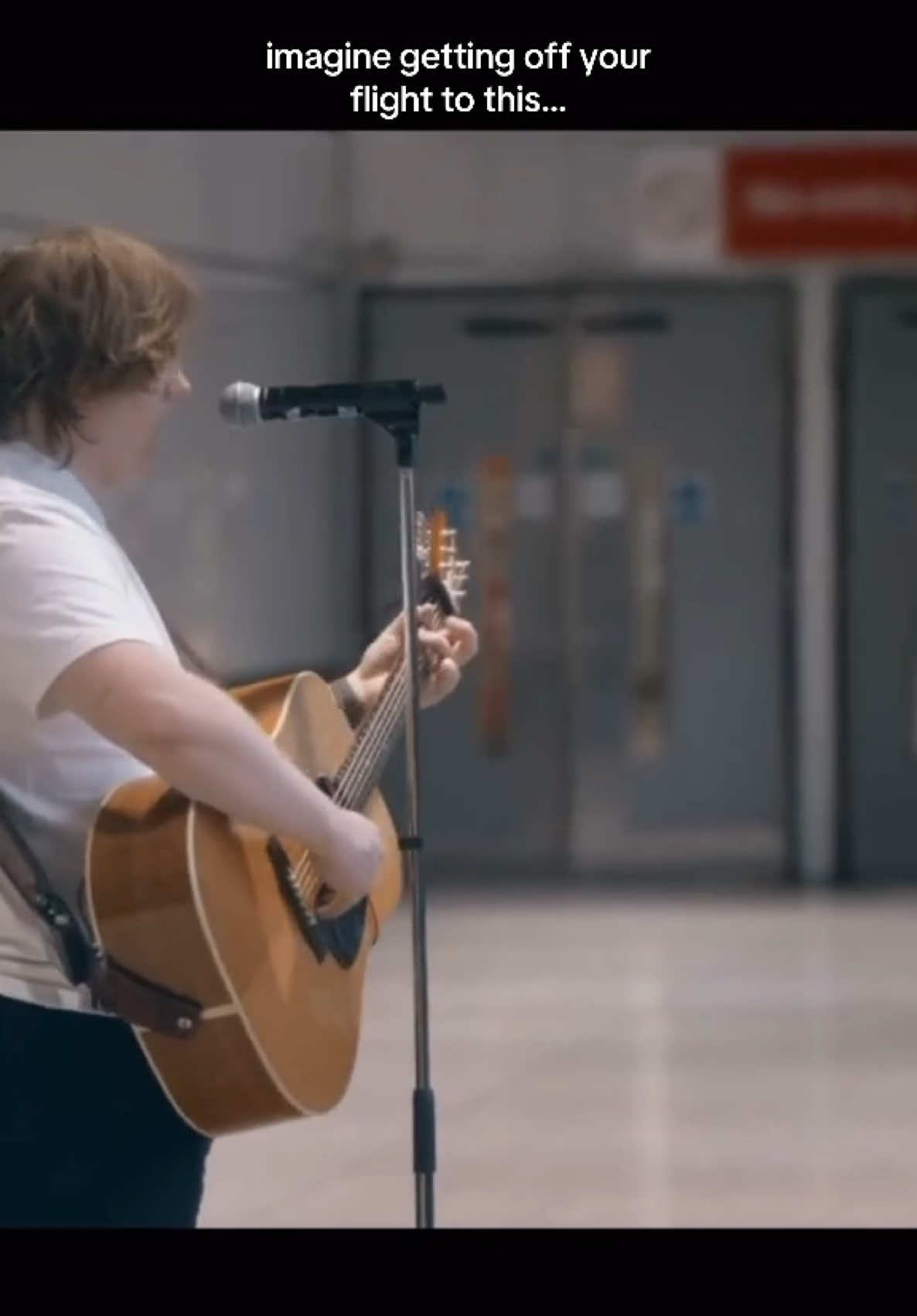 #lewiscapaldi #heathrow #airport #concert #fyp 