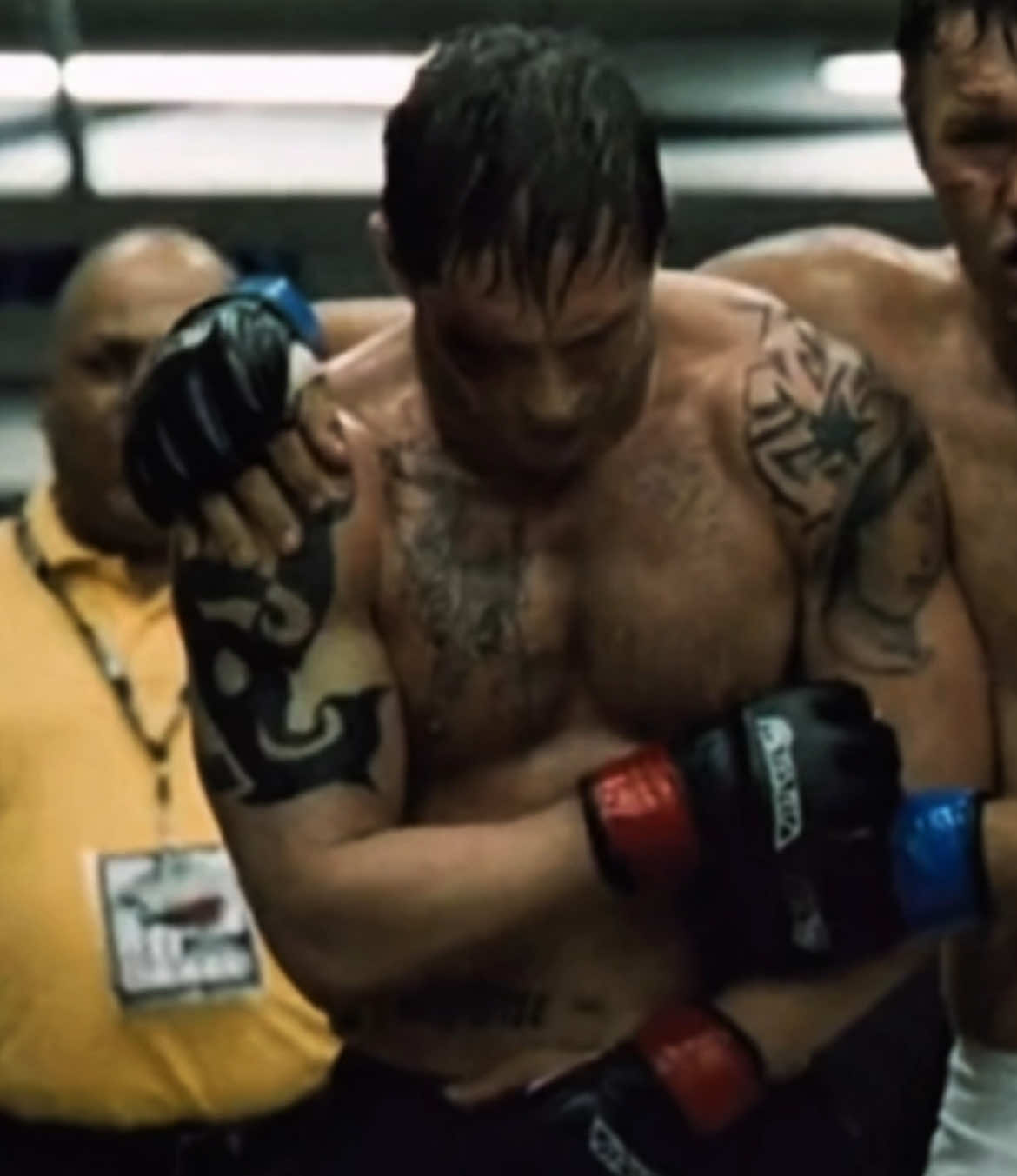 SOME HEADDDD #tomhardy #tomhardyedit #warrior2011 #warrior #fyp #edit 