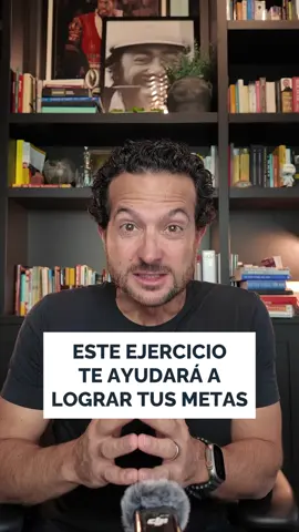 Si te cuesta avanzar hacia tus metas, este método puede cambiar tu vida. La “escalera inversa” de Tim Urban -reconocido por Bill Gates como uno de los grandes pensadores actuales- te enseña a bajar tus sueños a la realidad con pasos claros, accionables y alcanzables. Olvida la presión de hacerlo todo de una. Solo necesitas definir tu objetivo y dar el primer paso HOY. ¿Te atreves a intentarlo?