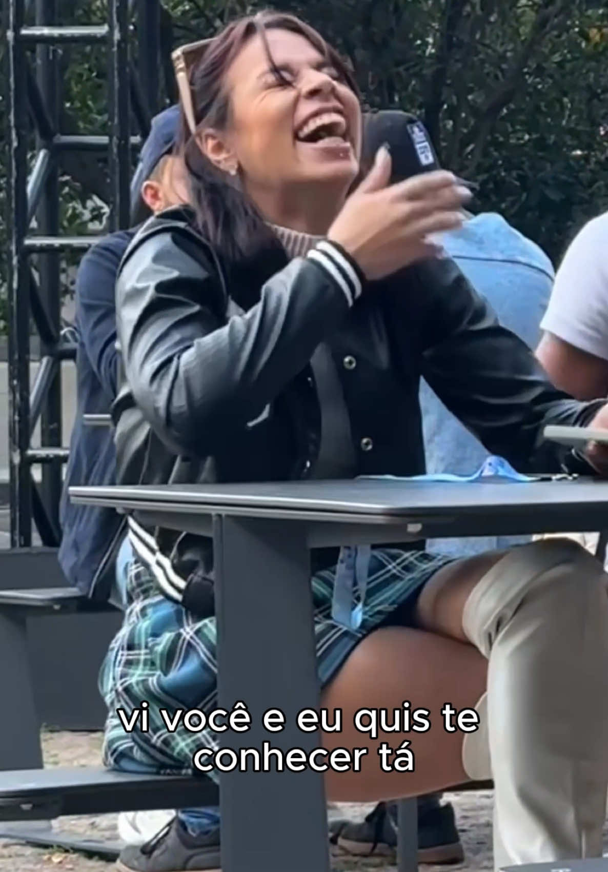 viraliza na web: “o segredo é fazer ela rir 😂”#pegadinha #humor #humortiktok #fyp #entretenimiento #engraçado #palhaçada #fypシ゚viral🖤tiktok #fypシ゚viral🖤tiktok☆♡🦋myvideo #fypdong #fy #fypp #funny #standup #memes #viral_video #viralvideos #viralditiktok