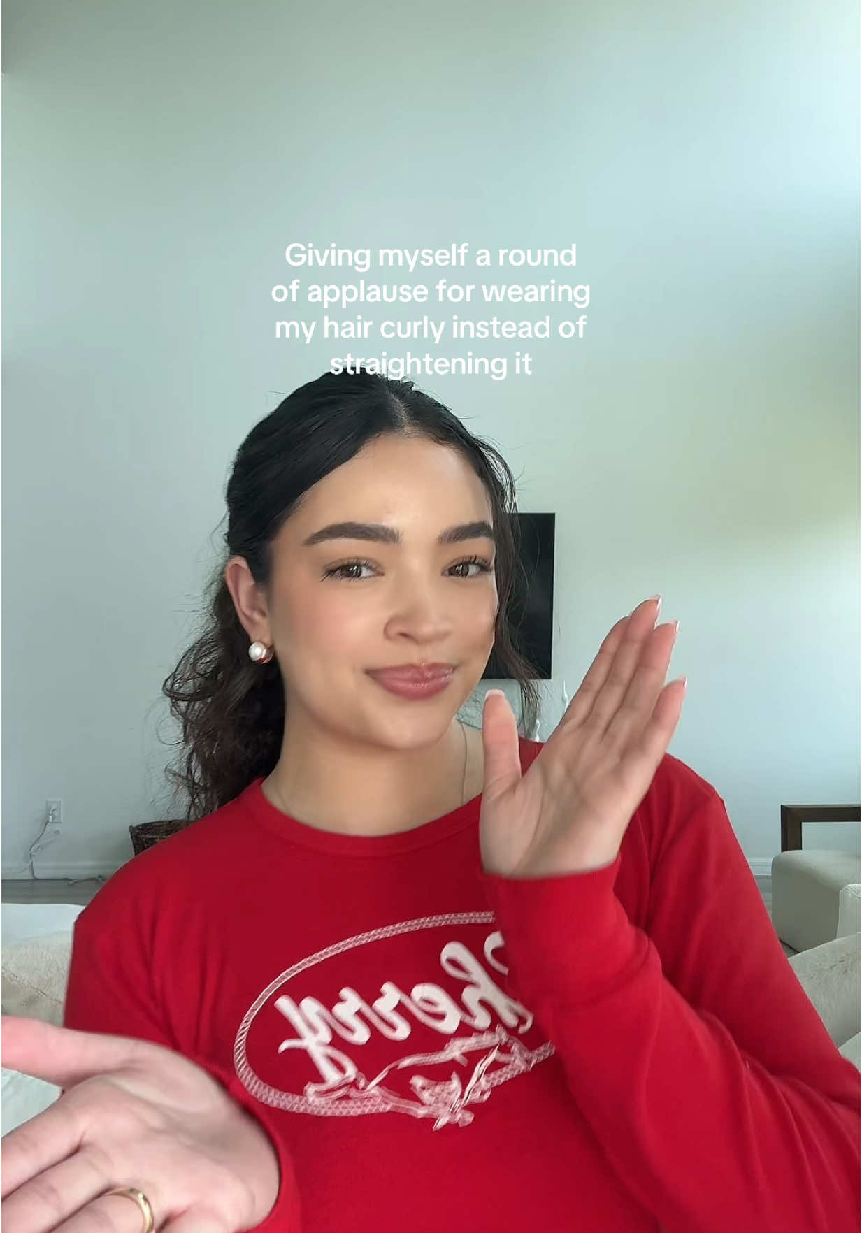 I’m gonna lie it looks good 😀😀 hahah jk I just absolutely did not do my curly hair routine and this is slept on hair 😀 #curlyhair #curlyhairroutine #curlygirl #curlyhairproblems #curlyhaircheck #hairtok #relatable #naturalhair #naturalhairtiktok #wavyhair 