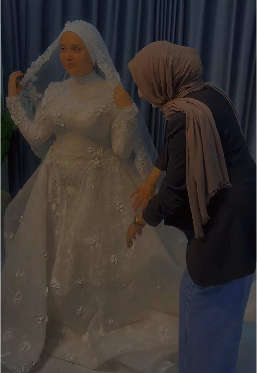 There is beauty in simplicity✨🤍#fashion #hautecouture #fashiondesigner #gouna #hurghada #wedding #bride#dress #fyp