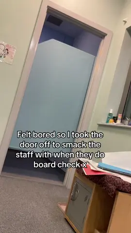 I’m not actually gonna smack them guys #fyppp #relatable #psychwards #mentalhospital #bored #xyzcba #xyz #MentalHealth #camhs #funny #smart #clever 