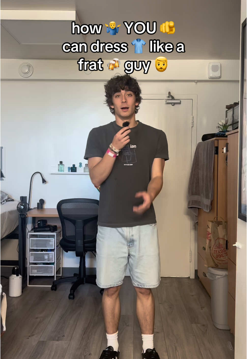 had some fun w this one 😭 #fyp #foryoupage #fashion #outfit #college #collegelife #dormroom #fraternity #collegefashion 
