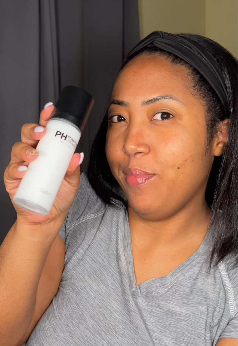 DÍA 7 | Hoy les presento un nuevo producto que me llegó de @SAM’U y ya comprendo por qué el hype con esta mist, estoy amando 😩 #creammist #KoreanSkincare #kbeauty #glassskin #glowyskin #GlowUpSkincare #KBeautyLovers #PielRadiante #SkinPrepPerfecto #fyp #latina #riceyeasttoner #pores #sebum #samu #paratiiiiiiiiiiiiiiiiiiiiiiiiiiiiiii 