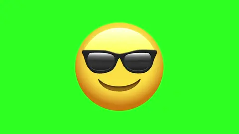 Animated smiling face with sunglasses emoji iOS on green screen (EXCLUSIVE — COPYRIGHT FREE) #greenscreenvideo #copyrightfree #greenscreeneffect #iosemoji #emojianimation 