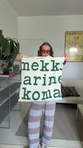 how to dress like a copenhagen girly 🫶🏻 #gdwm #outfitinspo #realisticoutfits #OOTD #getdressedwithme #realisticoutfit #marimekko #howtodresslike #howtodresslikeacopenhagengirly #danishfashion #danishstyle #finnishfashion #howtodresslikedanish #everydayoutfits #style #wardropefashion #casualdayoutfits #fitcheckvideos #fitcheck #myoutfitfortoday #fashiontiktok #fashiontiktoks #iloveclothes 