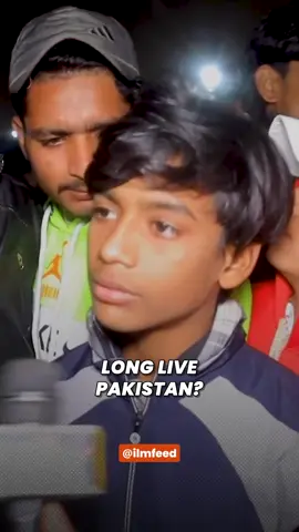 Muslim Indian Boy Shuts Down Reporter.