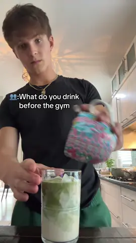 matchaaaa lateeee of course #preworkout #gym #fyp