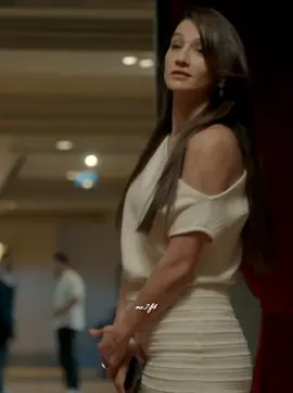 الجميله دائماً أيرماك 🤍 #cerenbenderlioğlu #eşrefrüya #irmakbozok 