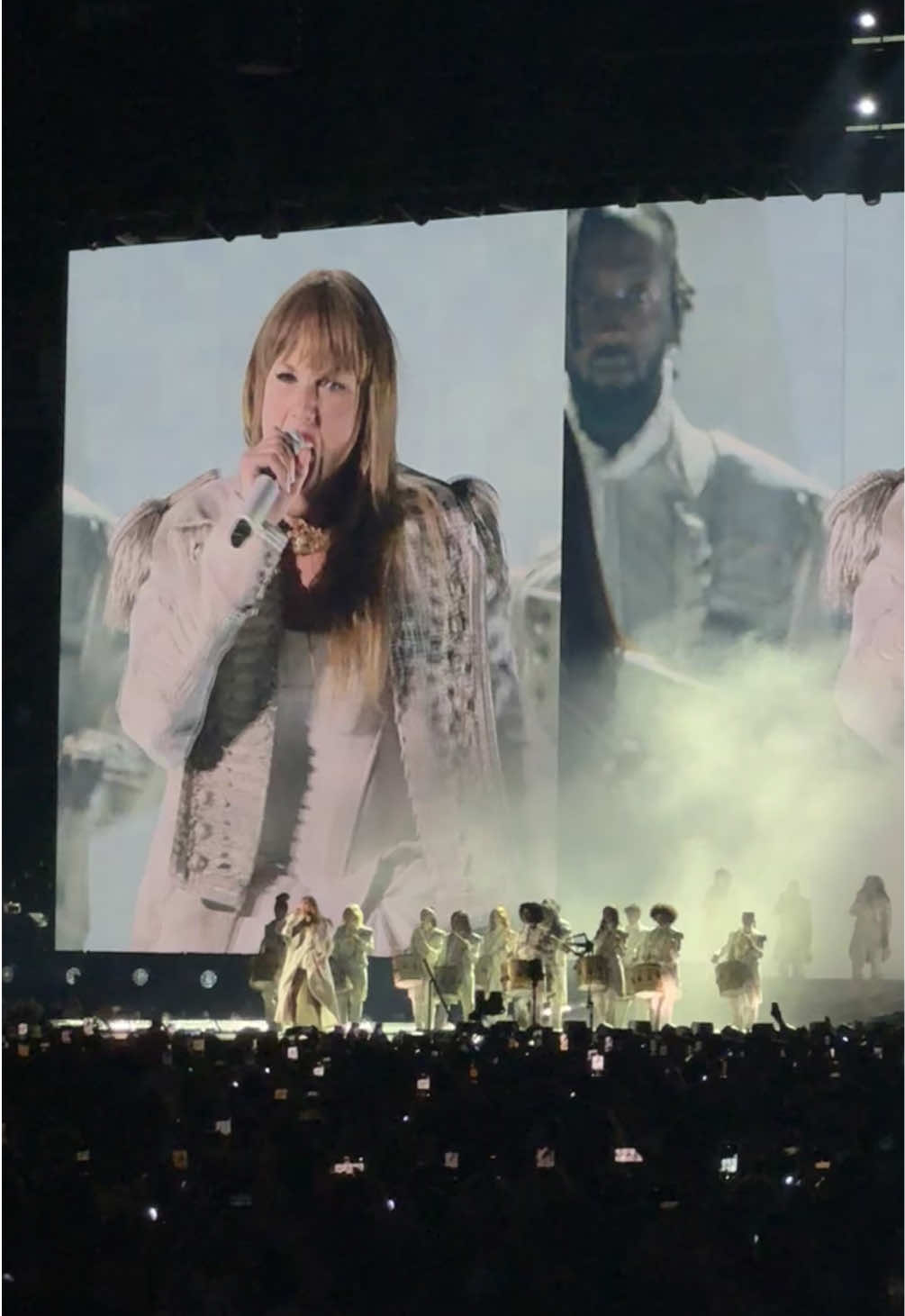 throwback al día que escuché en vivo la canción que Taylor le escribió a un ex por ahí 🤪😂 #thesmallestmanwhoeverlived #español #taylorswift 