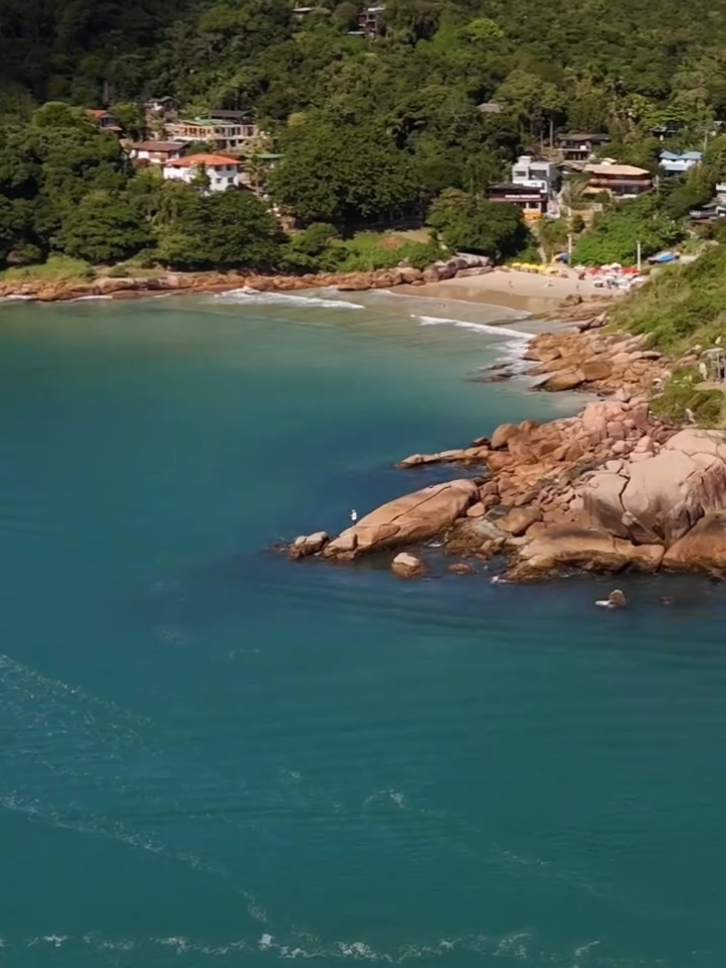 Barra da Lagoa - Florianópolis  #flying #dronefilm #dronephotography #drone #dji #floripa #florianopolis #barradalagoa 