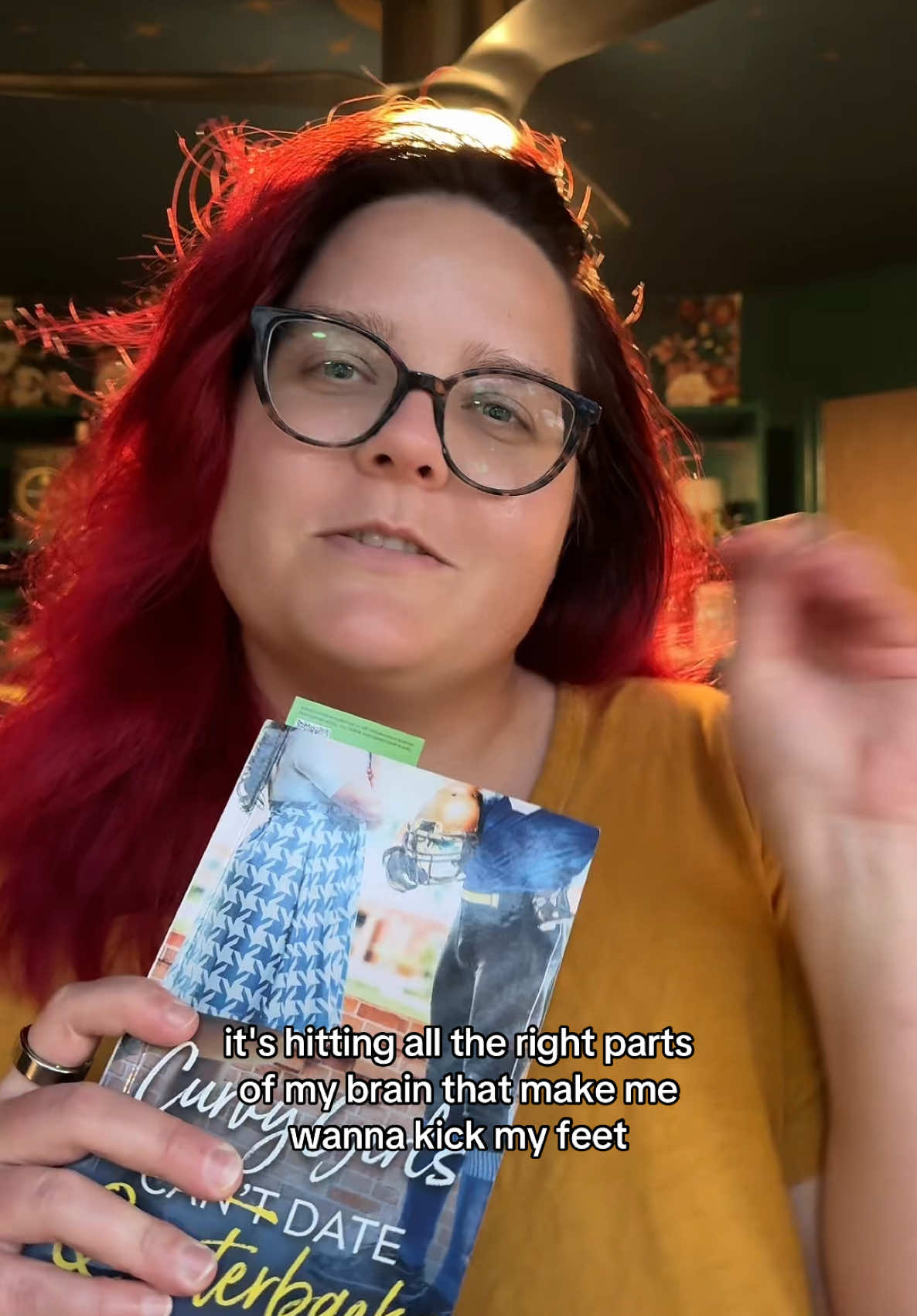 If you’re just wanting a fun & cutesy summer read, grab this one, Cupcake🥹🧁 #booktokbooks #bookrecs #BookTok #tiktokshop #plussizeromancereads 