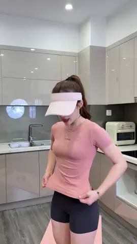 [ÁO] AMI Phủ Bụng - Áo Cộc Tay