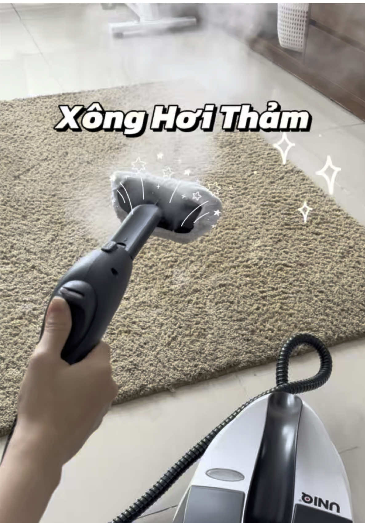Vệ sinh thảm kiểu này đúng nhanh luôn, mê thảm mà vệ sinh kiểu cũ mỗi lần là muốn xụm cái nách. Giờ thì đúng nhàn hơn hẳn tháng vệ sinh 1 lần là okla #lananhne92 #UNIQ #maylamsachhoinuoc #mayvesinhhoinuocnong #lamsachkhonghoachat #dodunggiadinh #dondepnhacua #dondep #viralvideo #hacks #tip 