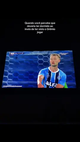 Jogar? Só o segundo tempo q deu uma “melhorada”#gremio 